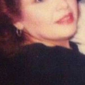 Meet your Posher, Yolanda